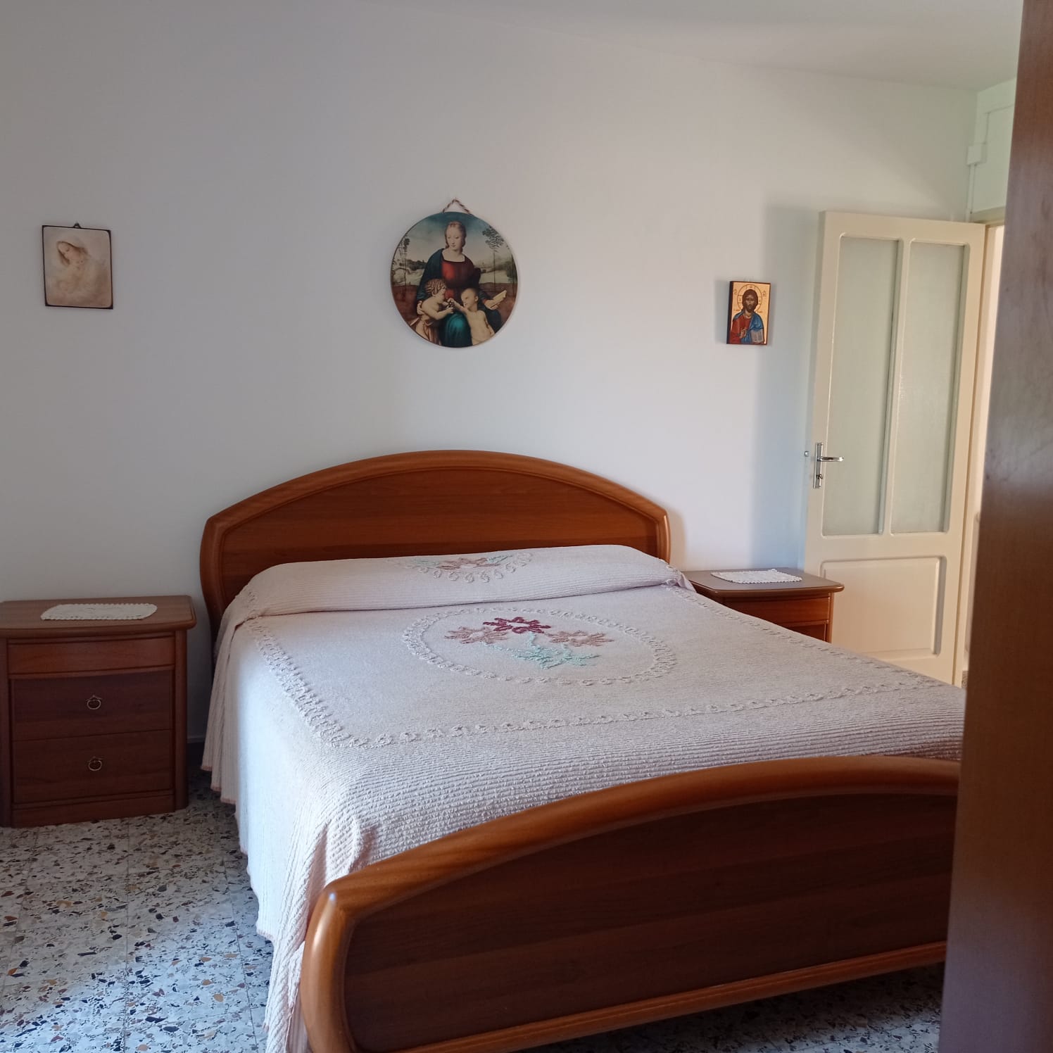 accogliente residenza nel cuore di castell'umberto